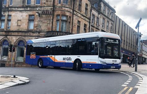 New night service could launch in Glasgow, First Bus rival McGill's ...