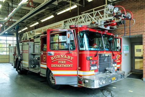 Burnaby Fire Department Engine 32 Hall 7 Emergency Photography Flickr