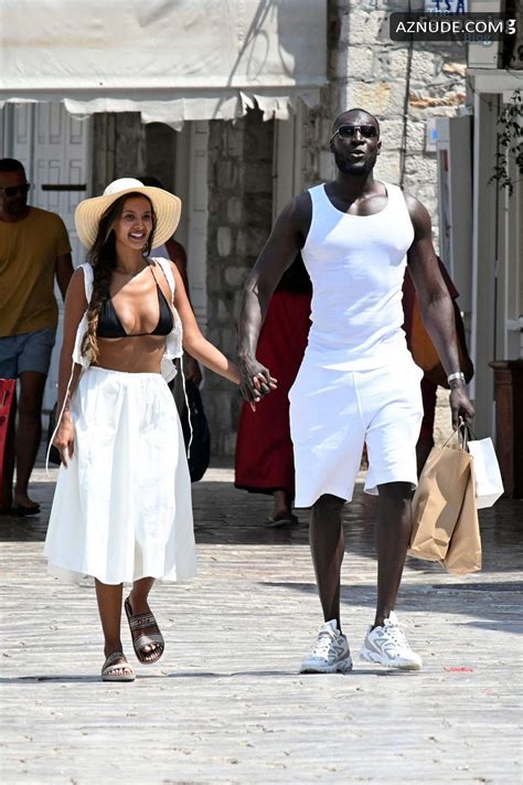 Maya Jama And Stormzy S Sexy Greek Getaway On Hydra Island Aznude