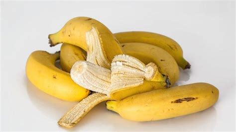 Kulit Pisang Jangan Langsung Dibuang Ternyata Ada Segudang Khasiat