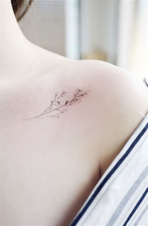 Minimalist Flower Tattoos According To Your Personality Minimalist