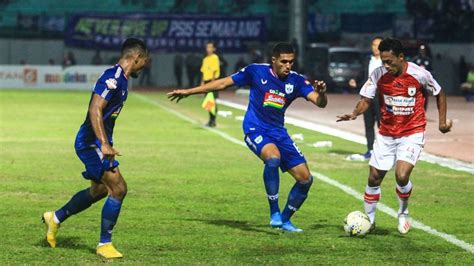 Live Streaming Indosiar Semen Padang Vs Psis Agustus