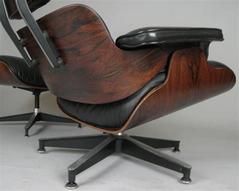 Vintage Rosewood And Leather Eames Lounge Chair And Ottoman At 1stdibs