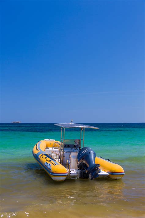 Inflatable Motor Boat Free Stock Photo - Public Domain Pictures