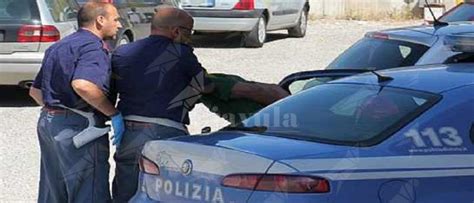 Maxi Blitz Della Polizia Sequestrati 25 Kg Di Cocaina In Una