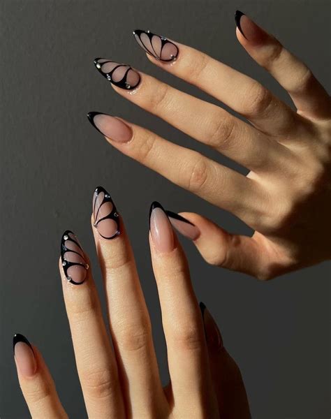 23 Fresh Butterfly Nail Designs Youll Adore Classy And Minimal Gel