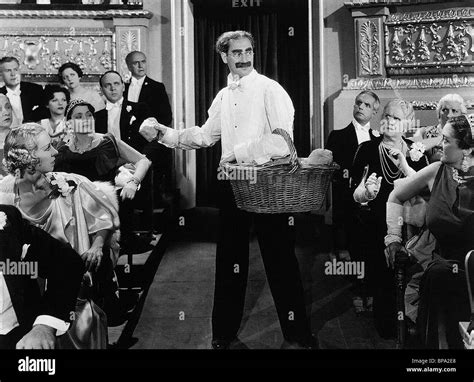 GROUCHO MARX A NIGHT AT THE OPERA 1935 Stock Photo Alamy