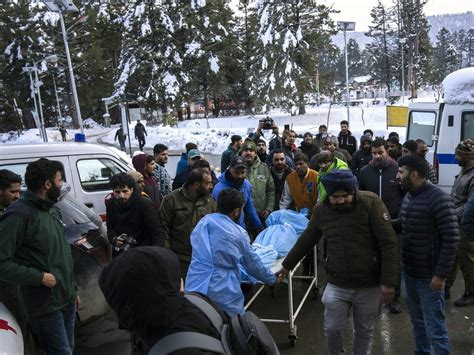 1 Foreign Skier Killed After Avalanche Hits Ski Resort In Kashmir