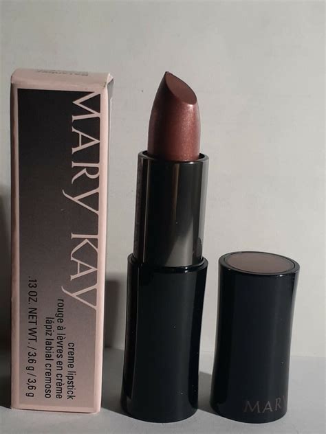 Mary Kay Creme Lipstick Raisinberry Review