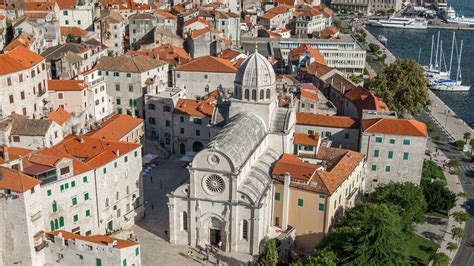 Ljetovanje U Šibeniku Preporuka Plaža Znamenitosti Izleta Restorana