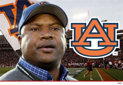 Bo Jackson Calls For Public Shaming For Crooks In Auburn Stadium