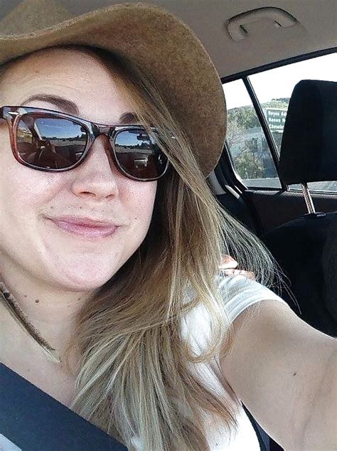 Hot Busty Blonde Photo X Vid