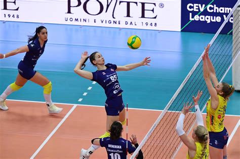 CLVW 25 A Carraro Imoco CONEGLIANO v Developres RZESZÓW ChampionsLeague