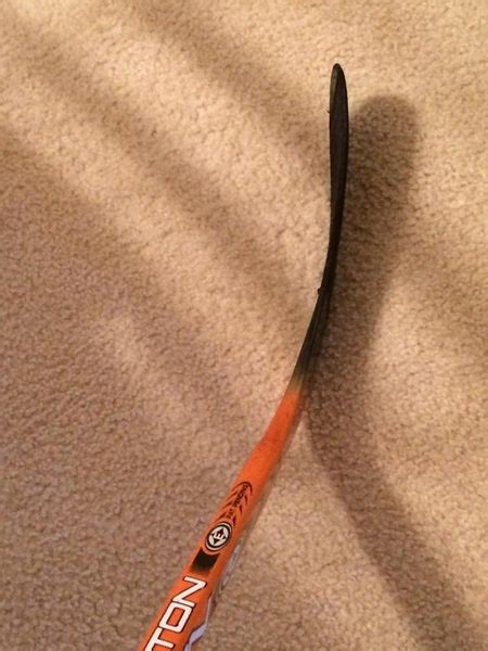 Easton Synergy Si Cor 100 Flex Sakic Curve Sidelineswap