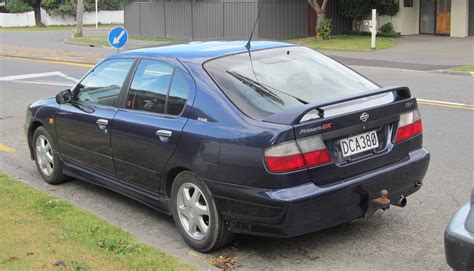 Nissan Primera I P10 1990 1996 Hatchback 5 Door OUTSTANDING CARS