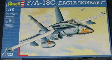 Revell AG 1 72 F 18C Hornet