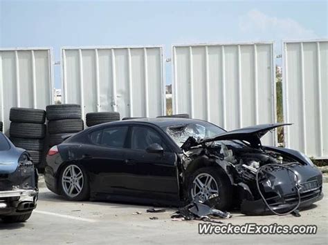 Porsche Panamera Crashed In Tunisia Porsche Dealership Repair Guide