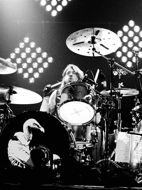 Dave Grohl Drums Hd