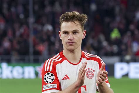 Bayerns Joshua Kimmich Responds To Barcelona Transfer Talk Barca