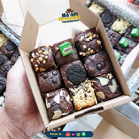 Jual NA AM BROWNIES FUDGY MINI UK 10X10cm ISI 9 POTONG Shopee