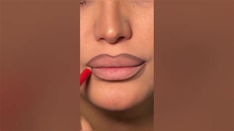 How To Apply Lipstick Step By Step Youtube