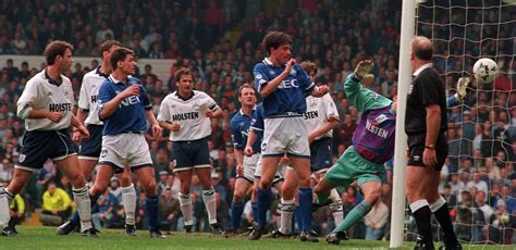 Everton Fc V Tottenham Hotspur At Elland Road Fa Cup Semi Final