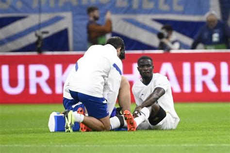 Ligue Des Champions Eric Bailly Om Bless D Entr E Contre Tottenham