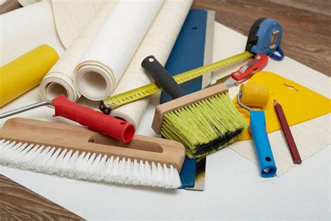 21 Different Types of Wallpapering Tools