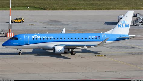 PH EXN KLM Cityhopper Embraer ERJ 175STD ERJ 170 200 Photo By Elwin