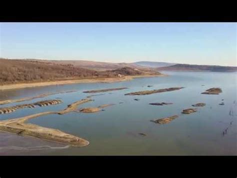 Язовир Огоста и потопеното село Живовци, 3 януари 2020 г - YouTube