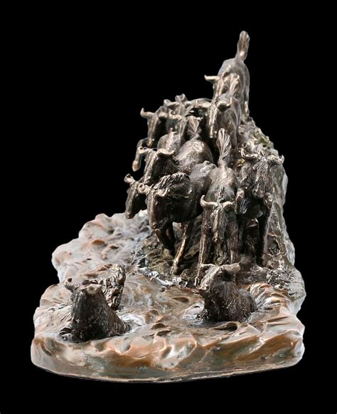 Gnu Herd Figurine - The Great Migration