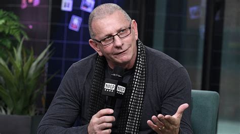 Restaurant Impossible Fans Will Want To Know About Robert Irvine S New