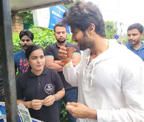 Photo Gallery Liger Star Vijay Deverakonda Was Seen Sipping Tea In