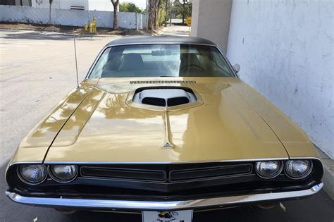 1971 Dodge Challenger Guide Amazing Classic Cars