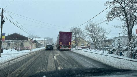 Local Drumurile Nationale Din Zona De Munte A Judetului Sunt Acoperite