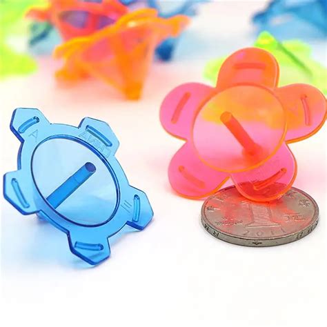 Funpa 24pcs Spinning Tops Party Ts Random Color Plastic Mini Spin