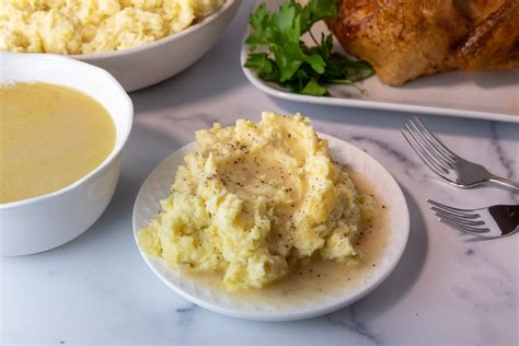 How To Make Turkey Gravy Without Giblets Dekookguide