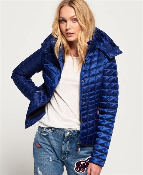 Vestes De Sport Vêtements Superdry Nova Box Quilt Fuji Jacket Veste De Sport Femme Stargas Ie