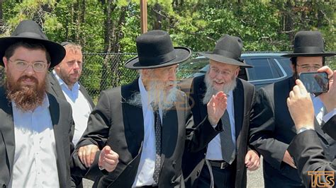 Photos Rav Tzvi Kushelefsky Rosh Yeshiva Who Had First Child At Age