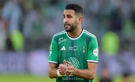 Riyad Mahrez sous le feu des critiques en Arabie Saoudite et en Algérie