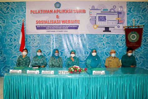 PELATIHAN APLIKASI SOHIB DAN SOSIALISASI WEBSITE PKK Provinsi