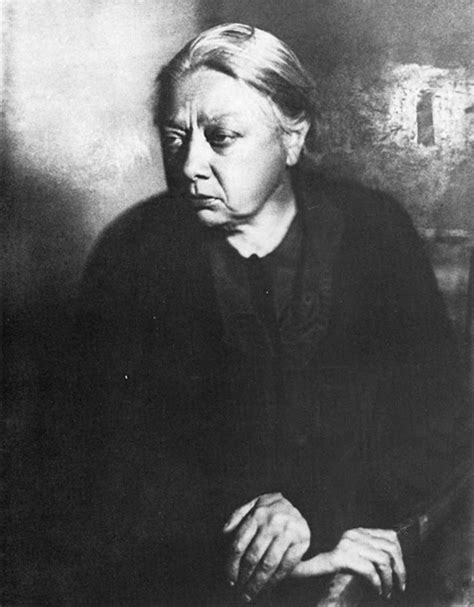 Защо руснаците се записват в Комсомола – младежката организация на СССР ...