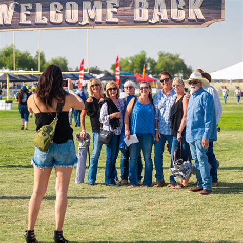 Boots In The Park Bakersfield Ca Tickets Leesa Nananne