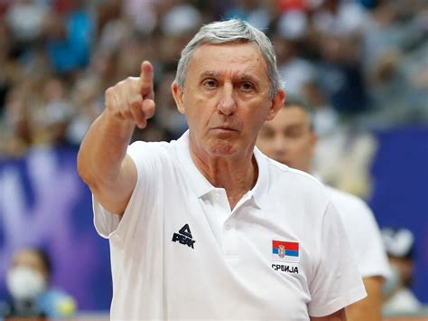 Pesic Siempre Vuelve Quiere Ser El Entrenador De Baloncesto Más Veterano En Ganar Un Mundial