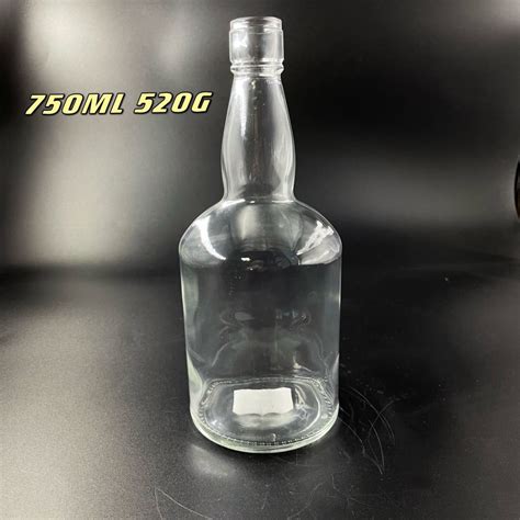 Jingna Super Flint Glass 750ml Whisky Vodka Glass Liquor Bottle With