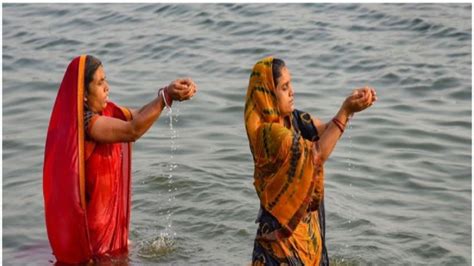 মকর সংক্রান্তি গঙ্গা সাগর স্নান মকর সংক্রান্তির দিন শুভ সময়ে অর্থা