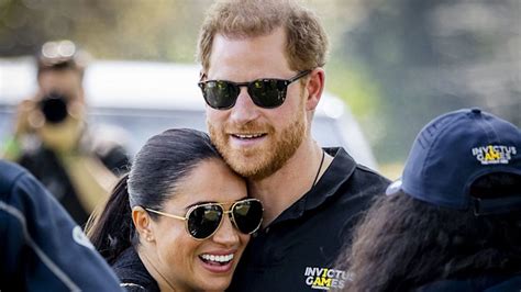 Prince Harry And Meghan Markle Stun Royal Fans Releasing Picture From