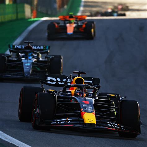 F Gp Du Br Sil Max Verstappen Remporte La Course Sprint