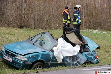 T Dlicher Unfall Auf Der B Bei Hirschaid Bildergalerie