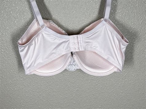 Laura Ashley Pink Lace Lightly Padded Underwire Bra Womens Size 38dd